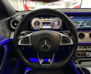 Mercedes-Benz Clase E 220d 194cv AMG “Único dueño”