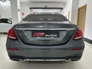 Mercedes-Benz Clase E 220d 194cv AMG “Único dueño”