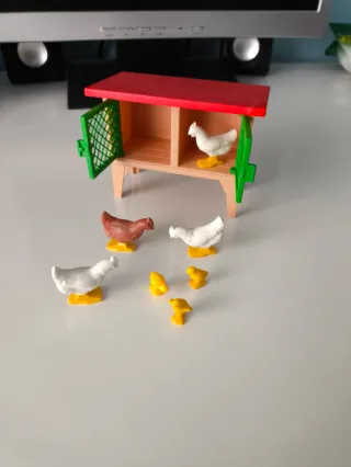 Gallinero Playmobil con 4 figuras