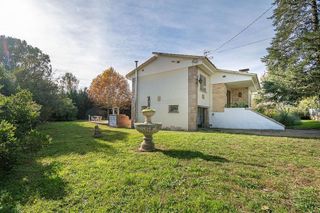 Chalet en venta en Vilobi d´Onyar