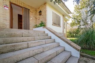 Chalet en venta en Vilobi d´Onyar