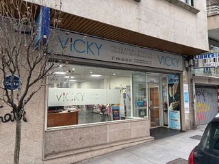 Local comercial en venta en Praza Independencia en Vigo