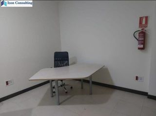 Oficina en venta en Hospital - Parque sur en Albacete