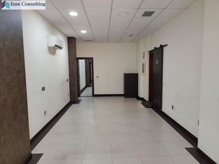 Oficina en venta en Hospital - Parque sur en Albacete