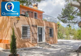 Chalet en alquiler en Aigües