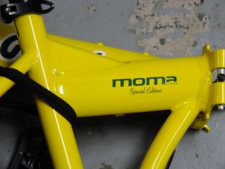 Bicicleta Plegable con pinchazo Moma Bikes