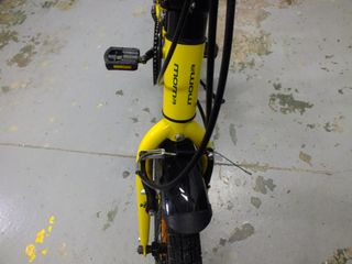 Bicicleta Plegable con pinchazo Moma Bikes