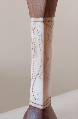 Figura africana madera y hueso