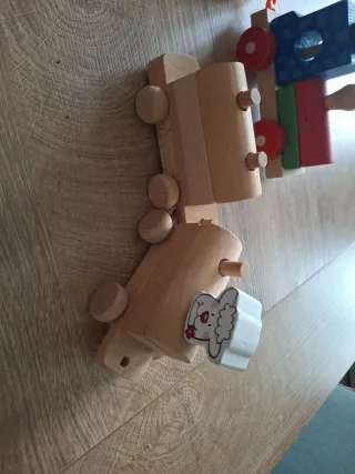 Trenes de madera para niños