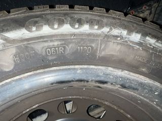 Llantas con neumáticos Volkswagen de 16 pulgadas