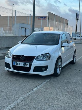 Volkswagen Golf GTI V