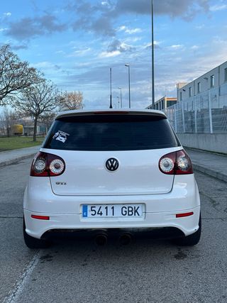 Volkswagen Golf GTI V
