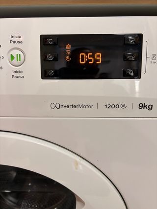 Lavadora Indesit 9kg Inverter Motor