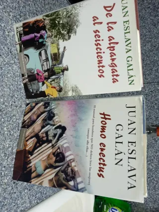 2 Libros de Juan Eslava Galán