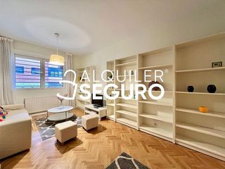 Piso en alquiler en Mirasierra en Madrid