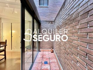 Piso en alquiler en Mirasierra en Madrid