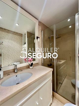 Piso en alquiler en Mirasierra en Madrid