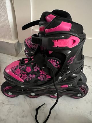 Patines niña talla 30 a 33 clprotecciones y casco