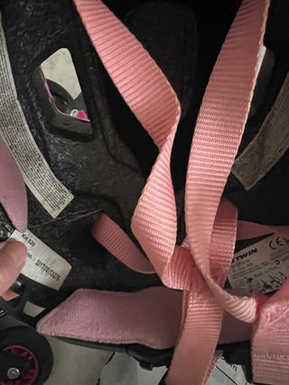 Patines niña talla 30 a 33 clprotecciones y casco