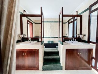 Chalet en alquiler en Puerto Banús en Marbella