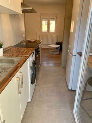 Piso en alquiler en Universidad - Los Lirios en Logroño