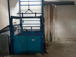 Nave industrial en venta en Polígono del Aeropuerto en Manises