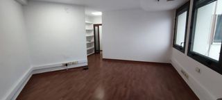 Oficina en alquiler en El Tardón - El Carmen en Sevilla