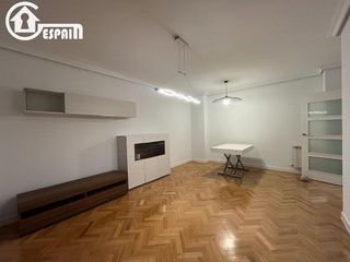 Piso en alquiler en Cuatro vientos en Madrid