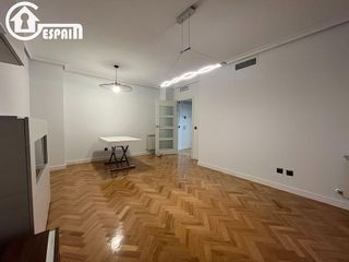 Piso en alquiler en Cuatro vientos en Madrid