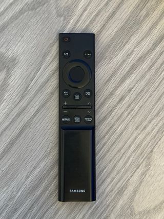 Samsung Smart TV 50” 4K UHD – Como nueva + soporte