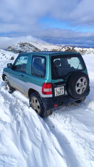 Mitsubishi Montero 2000