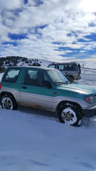 Mitsubishi Montero 2000