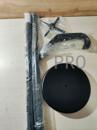 Porta cappelli da terra - Amazon Basics