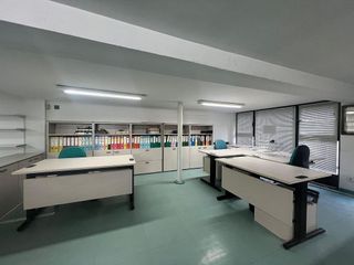 Local comercial en venta en San Ignacio-Elorrieta en Bilbao