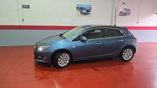 Opel Astra 2013