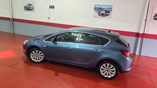 Opel Astra 2013