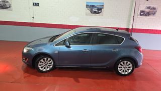 Opel Astra 2013