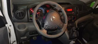 Nissan NV200 2016