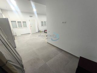 Piso en alquiler en El Molinillo - Capuchinos en Málaga