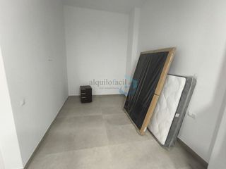 Piso en alquiler en El Molinillo - Capuchinos en Málaga