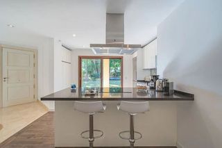 Chalet en alquiler en Nagüeles Alto en Marbella