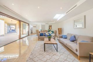 Chalet en alquiler en Nagüeles Alto en Marbella