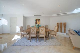 Chalet en alquiler en Nagüeles Alto en Marbella