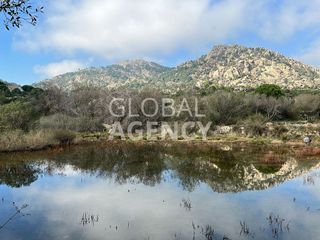 Terreno en venta en Manzanares el Real
