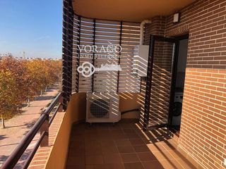 Piso en alquiler en San Isidro - Los Almendros en Alcalá de Henares