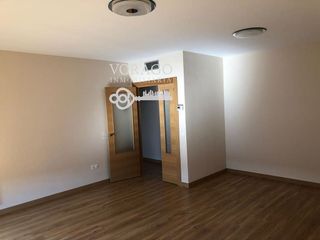 Piso en alquiler en San Isidro - Los Almendros en Alcalá de Henares