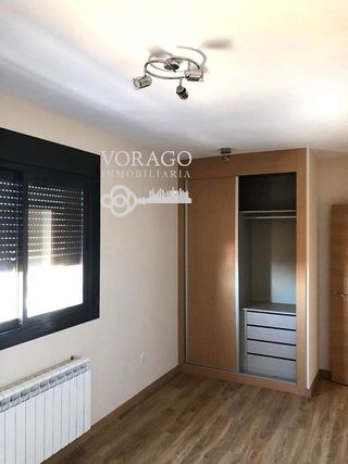 Piso en alquiler en San Isidro - Los Almendros en Alcalá de Henares