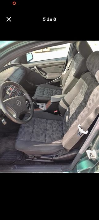 Mercedes-Benz Clase C 2005