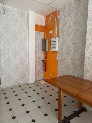 Local comercial en alquiler en Artigas - Llefià en Badalona