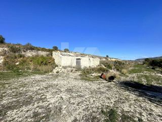 Terreno en venta en Teulada Pueblo en Teulada